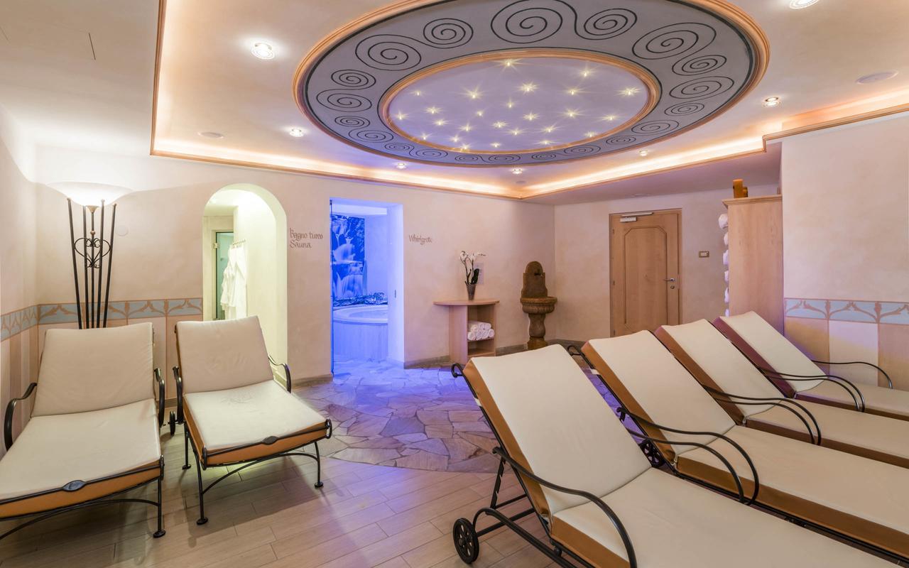 Stoa - Elegant & Romantic Guest House - "Adults Only" San Vigilio Di Marebbe Εξωτερικό φωτογραφία